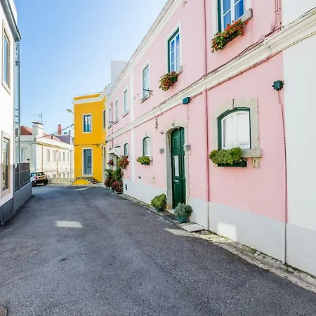 Patio Da Rainha A By Nook Daire Estoril
