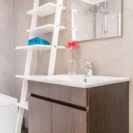 Patio Da Rainha A By Nook *
