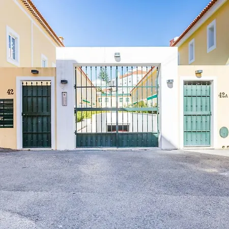 Patio Da Rainha A By Nook Apartment Estoril