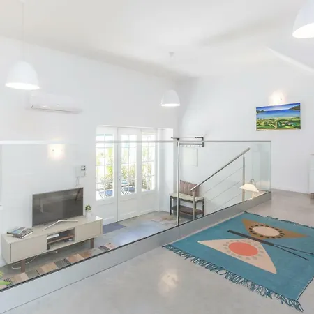 Patio Da Rainha A By Nook Apartment