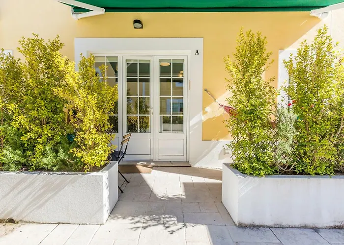 Daire Patio Da Rainha A By Nook Estoril